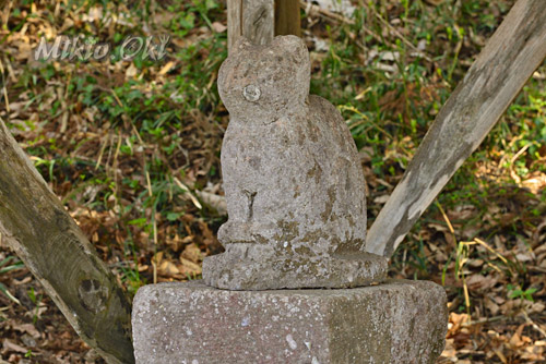 福島県・猫神・石碑・石像