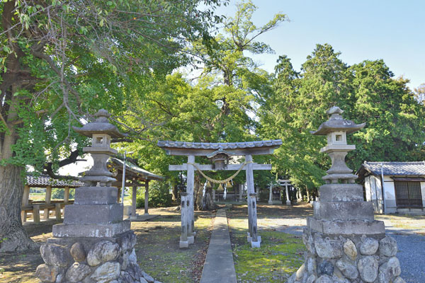 cm-当後白鬚神社-01