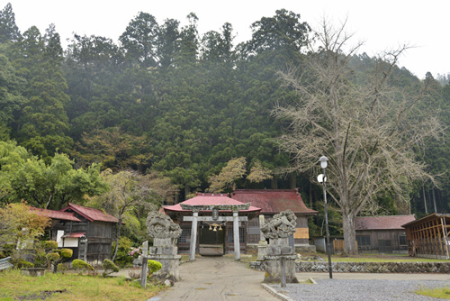 古殿八幡神社の様子①01