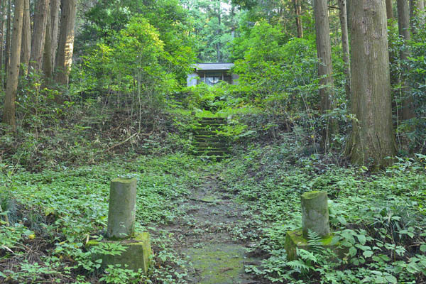 熊田坂温泉神社石像-見出_07